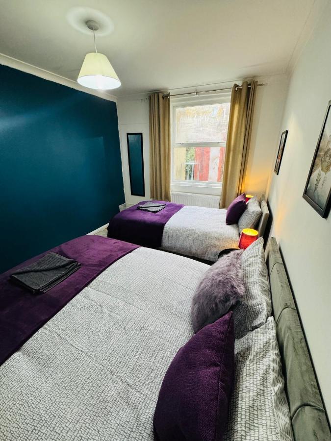 2 Bedrooms House Near Central ロンドン エクステリア 写真