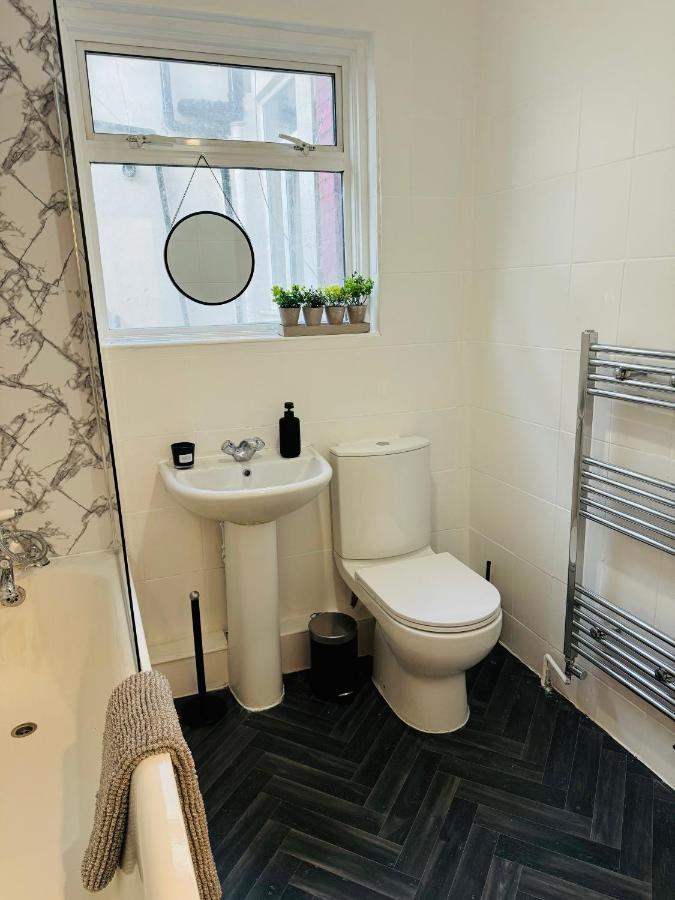 2 Bedrooms House Near Central ロンドン エクステリア 写真