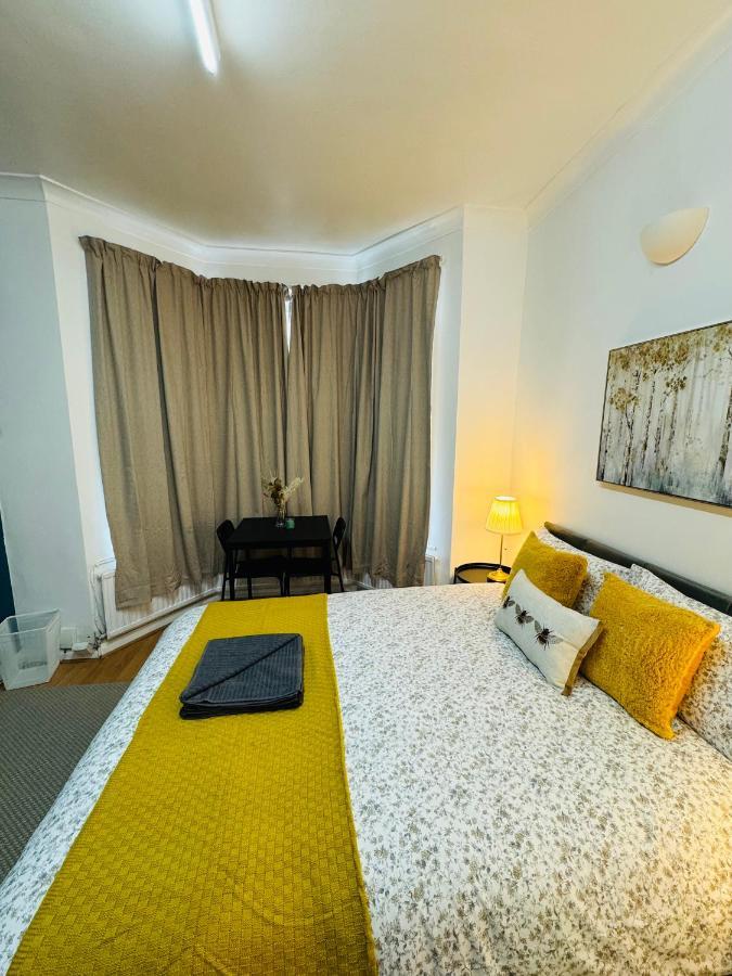 2 Bedrooms House Near Central ロンドン エクステリア 写真